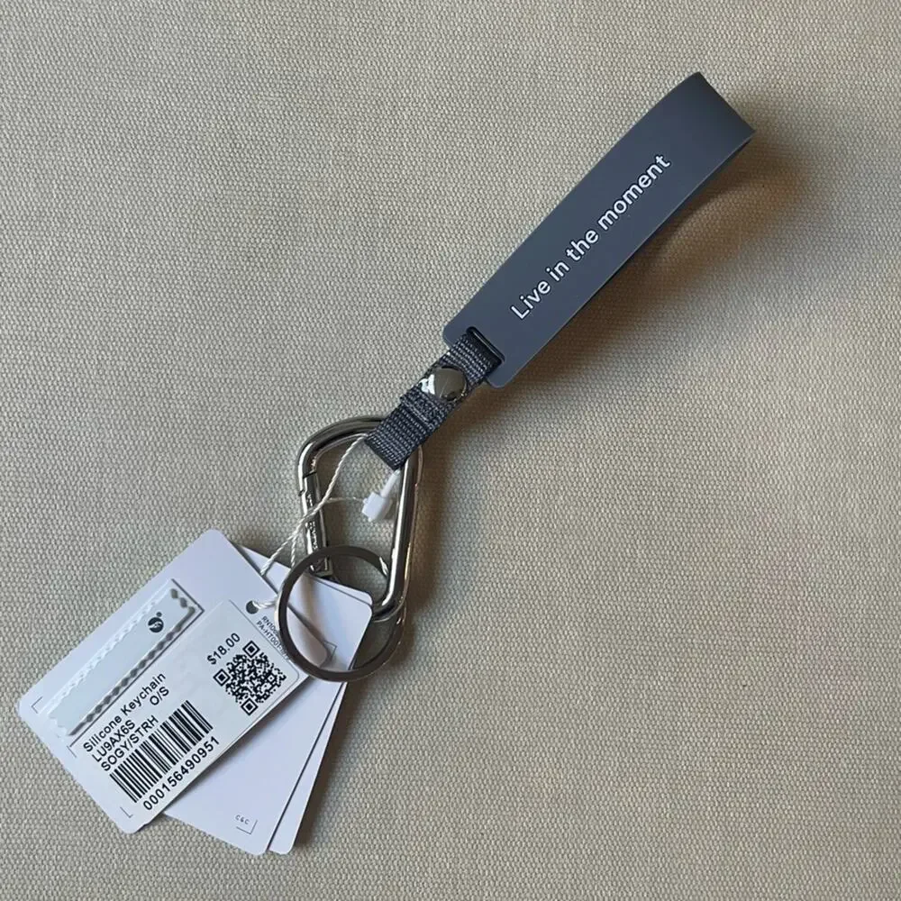 Lululemon silicone keychain - Solar Grey/Starch Blue
